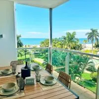 Beach Apartment at Nikki Residences 2 Bedroom, ξενοδοχείο σε El Chirú