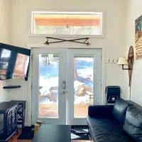 Bierstadt Cabin at Base Camp Lodging Company, hotel v destinaci Dumont