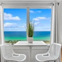 Stunning condo in Pinnacle Port, Panama City Beach, hotel a Panama City Beach