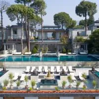 Moksha Himalaya Spa Resort, hotell i Kasauli
