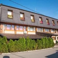 Hotel "VIR", hotel di Velika Plana