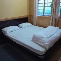 the DEW DROP HOME STAY, hotel di Kurseong