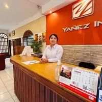 Viesnīca Hotel Yañez Inn pilsētā Ajakučo