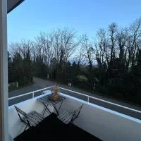 Séjour calme près du Léman، فندق في Mies