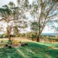 Bumblebrook Farm Motel, hotel a Kameruka