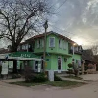 Apartments DANI, hotel a Skorenovac