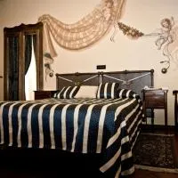 Hotel Regina، فندق في بينيرولو