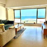 Beautiful full sea view apartment - Gordon beach, hotel en Tel Aviv