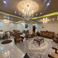 Luxury Duplex In the center of Irbid -Spacious 4BR, hotel a Irbid