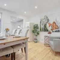 New 3 Bed Victorian Dream House, hotel v destinácii Staines