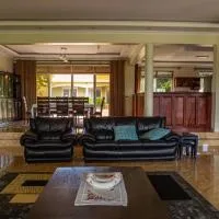 Close to Ziwa Rhino Sanctuary- Butiti Ranch B&B Stay, hotel sa Nalakonge