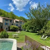 Nabat le Haut, chambre et table d'hotes, hotel Courniou városában