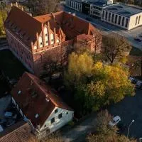 Zajazd pod Zamkiem, hotel u gradu Kentšin