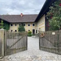 Apartment im Loefengut, hotell sihtkohas Oberweidlham