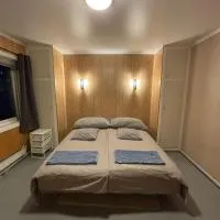 Three bedrooms apartment - Central - Lakeview, Hotel in Hammerfest
