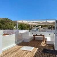 Viesnīca Duplex con terraza en Agua Amarga pilsētā Agva Amarga