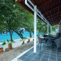 The Pulisan, hotel Likupang városában