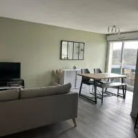 Appartement T3 proche circuit du Mans, hotell sihtkohas Allonnes