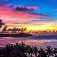 Tamuning, Ocean view, Tumon Beach 7 minutes, Carrera show, Galleria Mall, 8 families, 3Bedrooms 2Bathrooms, Pick up service、タムニンにあるグアム国際空港 - GUMの周辺ホテル