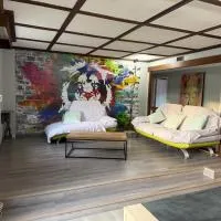 L atelier des Couleurs، فندق في Montigny-aux-Amognes