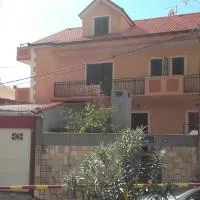 Villa Miranda - Croazia, hotel Omišban