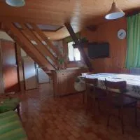 Les Logettes appartements dans ancienne ferme rénovée, ξενοδοχείο σε Les Rousses