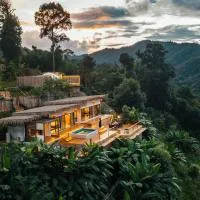 PHULAYYA CHIANGMAI - Pool Villa House, hotel di Ban Kai Noi