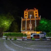 Hotel White Gate Residency -near to Vaikom Sri Mahadeva Temple, hotelli kohteessa Vaikom