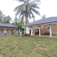 Walur Surf Villa II, hotel i Wainapal