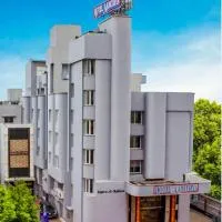 Hotel Aadithya, khách sạn ở Chennai