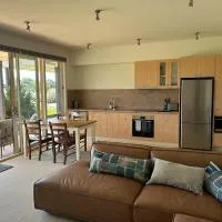 13th Beach 2-Bedroom Golf Apartment, hotel en Connewarre