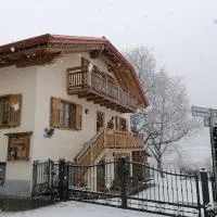 Bed and Breakfast Noemi, hotel a Commezzadura