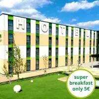 Green Deer Bavarian Hotel, khách sạn ở Langenbruck