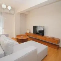 Motra Apartment, hotel di Gjashtë
