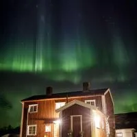 Aurora Lodge Helligskogen with sauna – hotel w mieście Helligskogen