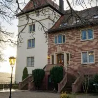 Obrigheim में, होटल Eventlocation & Hotel Schloss Neuburg