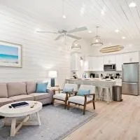 Brand New Luxury Rental on Oleander Unit C, hotel u gradu 'Dauphin Island'