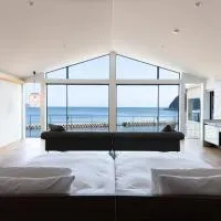 Private luxury villa with ocean view Shodoshima, ξενοδοχείο σε Shodoshima