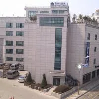 Asia Tourist Hotel, viešbutis mieste Pjeongtaekas