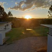 Woburn Guest House, hotel near Lanseria International Airport - HLA, Chartwell