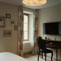 Hôtel Le Bec Bed and Chocolate self check-in, hotel u gradu 'Fleurier'
