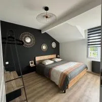 l'ATELIER - Duplex - cour privée, hotel in Juilly