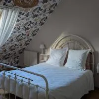 Chambre Rose Blanche, hotel en Le Lude