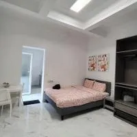 Spacious, warm and cozy studio, hotel em Heers