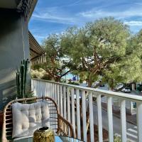 Le Soleil Trop&eacute;zien, Somptueux 2 pi&egrave;ces - Terrasse Vue Mer, hotel em Menton