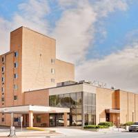 Ramada by Wyndham Marquette, hotel berdekatan Sawyer International Airport - MQT, Marquette