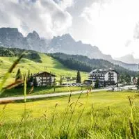 Hotel Kreuzberg Monte Croce, хотел в Сесто