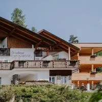 Hotel Berghaus Rosengarten - Culinary Hideaway, hotel en Nova Levante