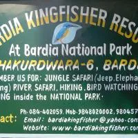 Bardia Kingfisher Resort, hotel em Bardiyā