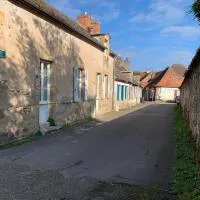 Le Gite du Sabotier – hotel w mieście Ygrande
